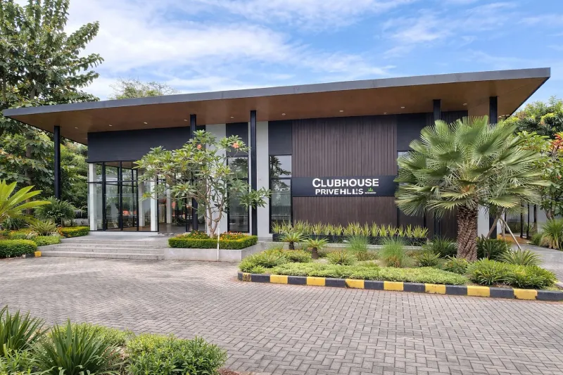 Clubhouse 1 of 3